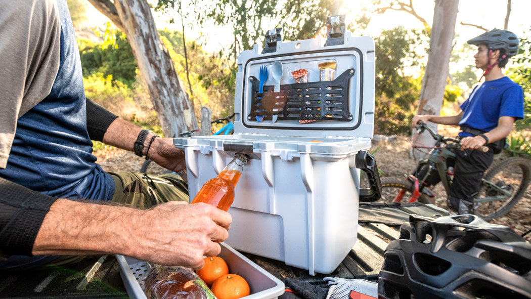 Pelican | 14QT Personal Cooler | Dark Gray/Green