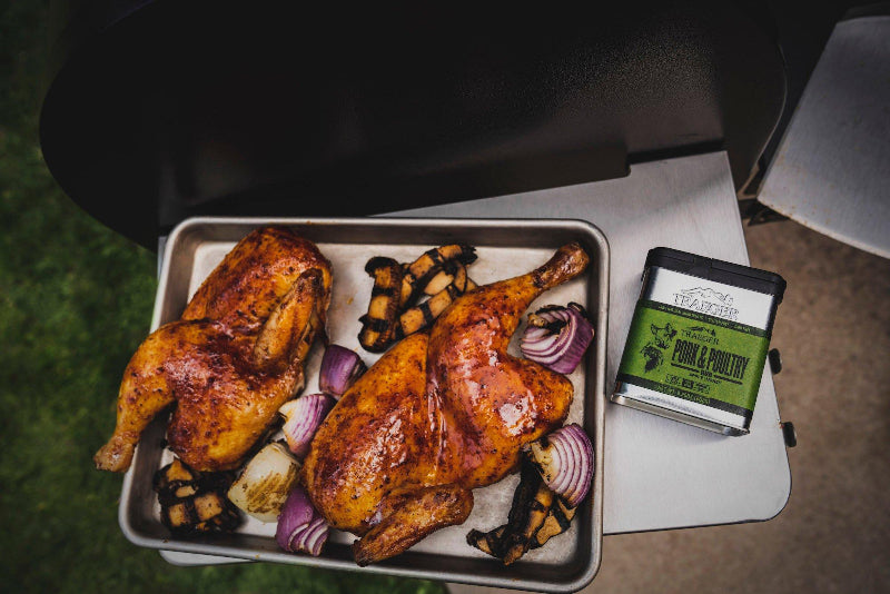 Traeger_Pork_and_Poultry_Rub_Lifestyle