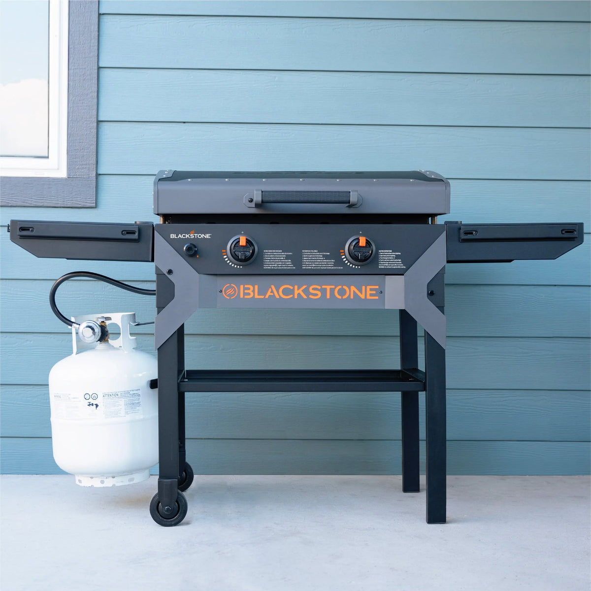 Blackstone Griddle 28" Iron Forged - Lifestyle