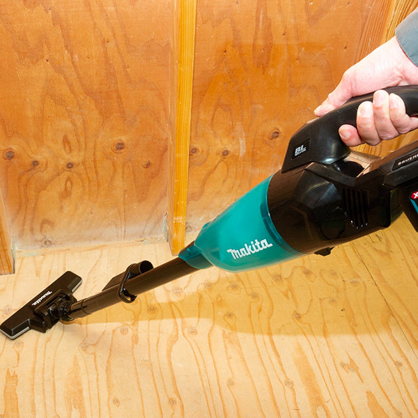 Makita 40V Brushless Vacuum CL001GZ04