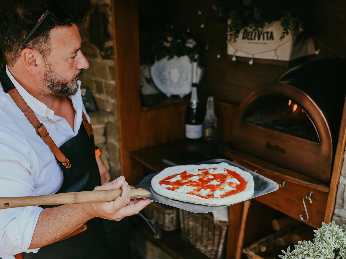 DeliVita Wood Fired Pizza Oven - Very Black