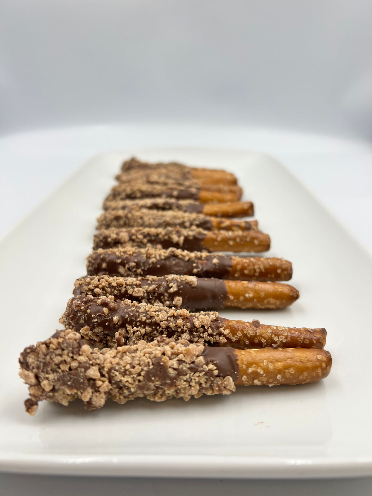 Choco-licious | Pretzel Perfect / Milk Chocolate / Skor🍁