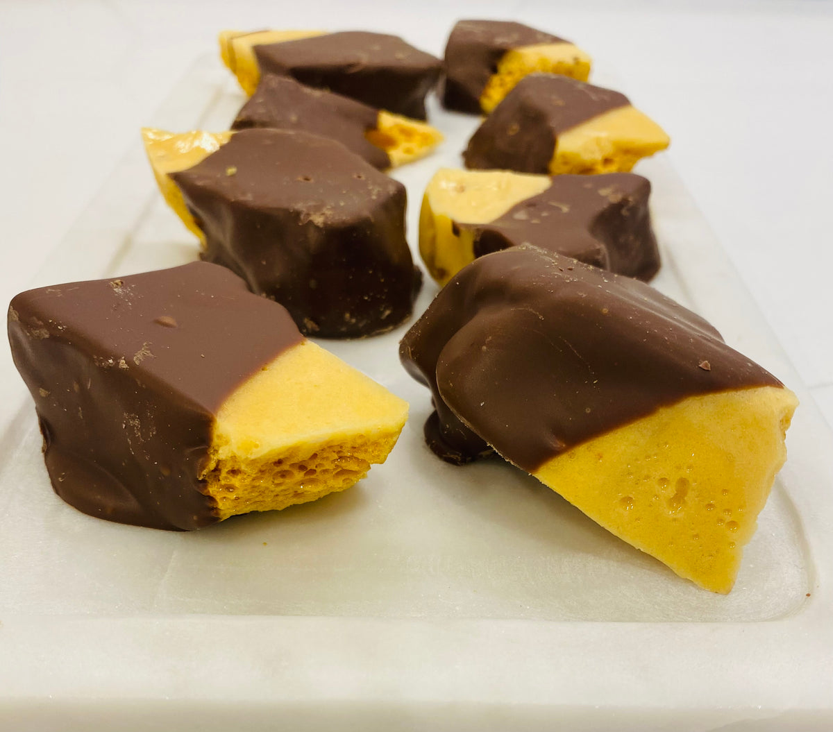 Choco-licious | Sponge Toffee / Milk Chocolate🍁