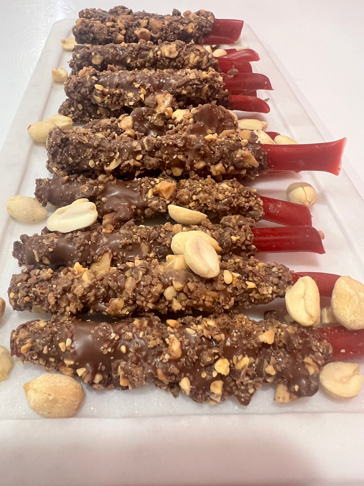 Choco-licious | Sweet & Salty / Red Licorice / Milk Chocolate🍁