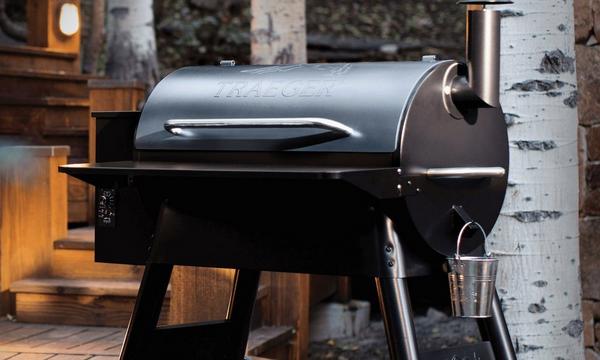 TRAEGER FOLDING FRONT SHELF - TAILGATER/20 SERIES